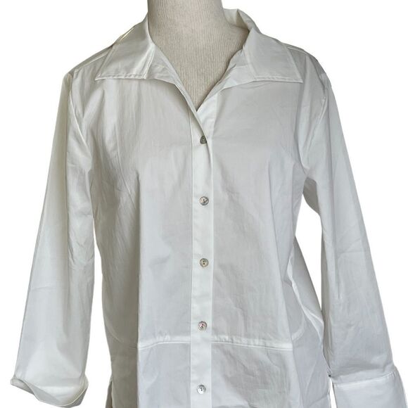 Marla Wayne layers. Chrisp pure white button up shirt size small. - Picture 1 of 6
